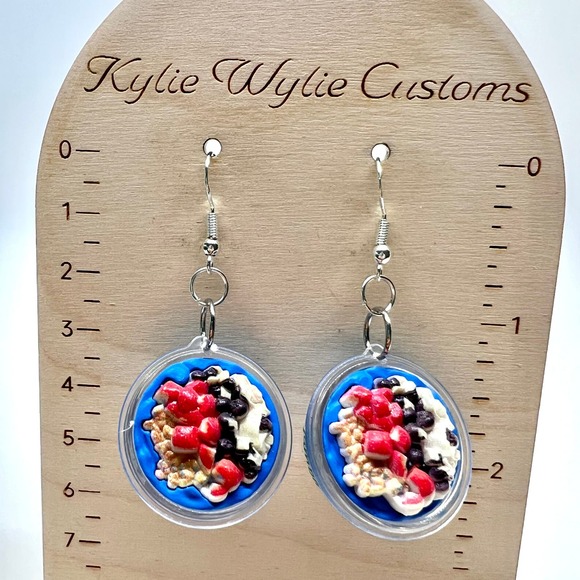 Oatmeal Bowl Earrings - Vegan Earrings - Foodie Earrings - Fruit Earrings - Picture 9 of 9